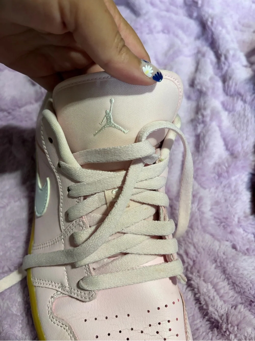 Nike soft light